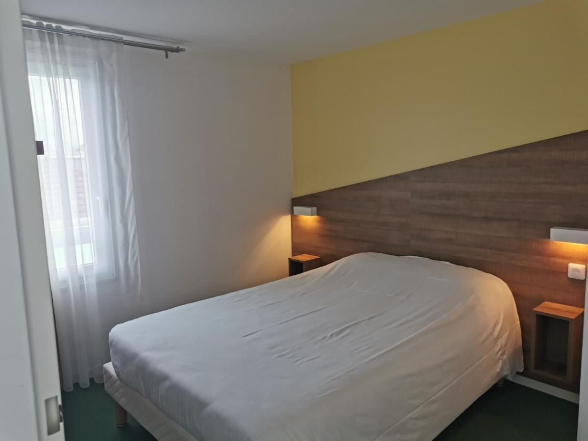 Fasthotel Paris Ouest Bouafle Exteriör bild